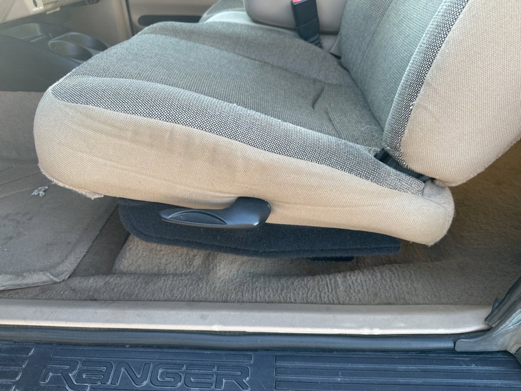 Used 2002 Ford Ranger XLT image 11