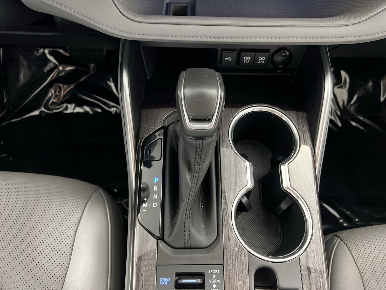 Used 2020 Toyota Highlander Limited image 22