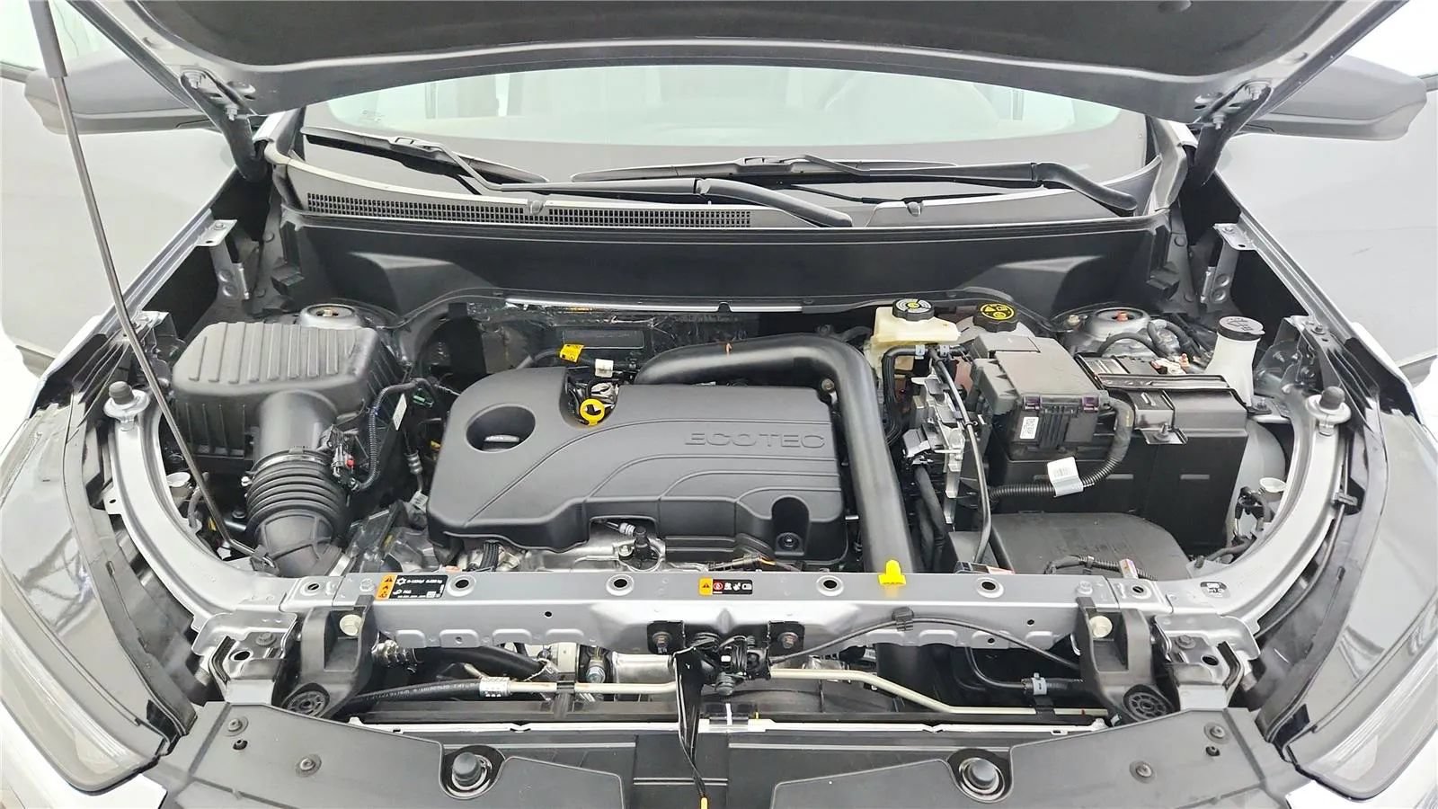 Used 2023 Chevrolet Equinox LS w/ LS Convenience Package FWD image 20