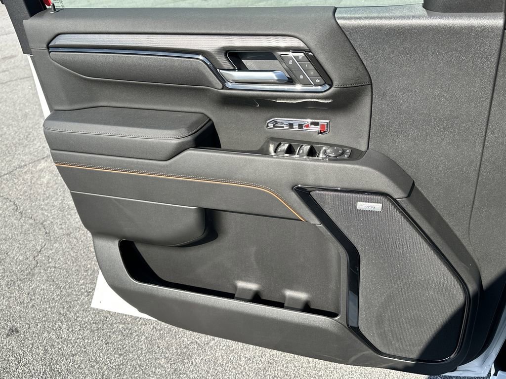 New 2026 GMC Sierra 1500 AT4 w/ Technology Package image 18