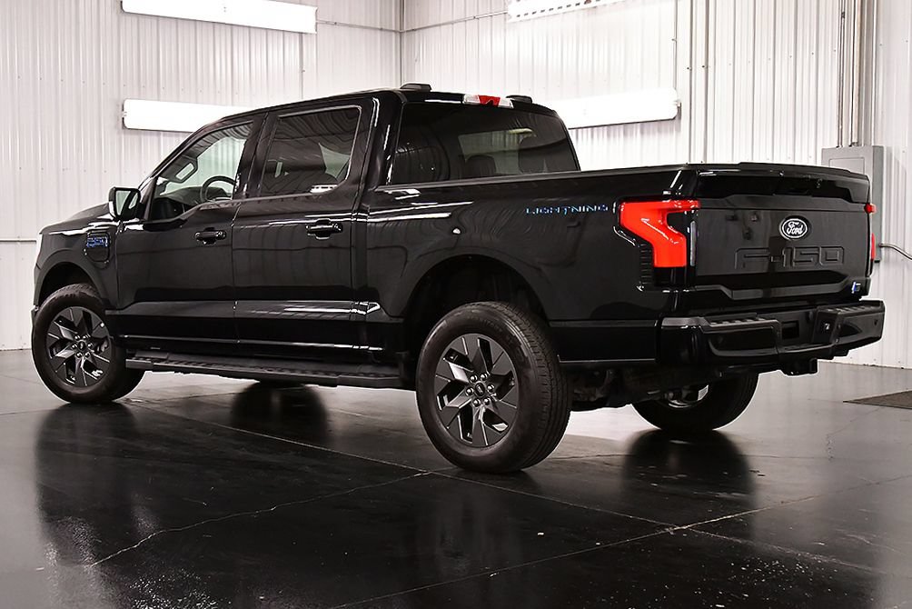 Used 2024 Ford F150 Lightning Flash AWD/4WD image 5