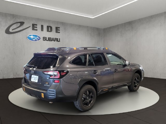 Used 2025 Subaru Outback Wilderness AWD/4WD image 14