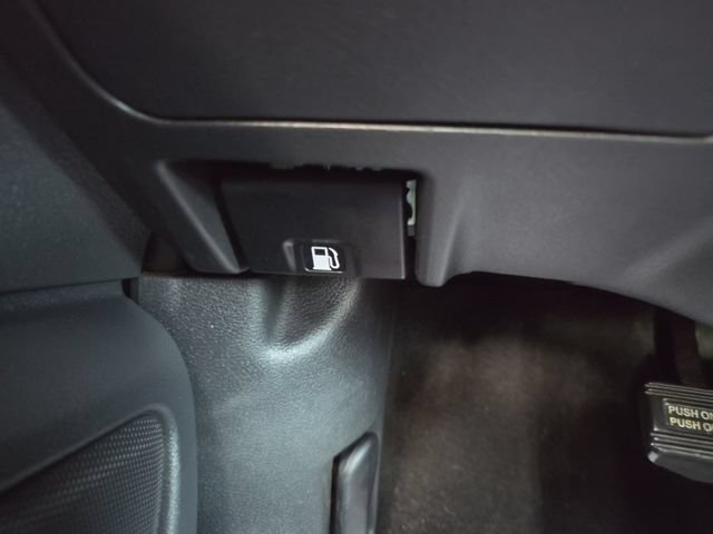 Used 2022 Nissan Sentra SV w/ SV Premium Package FWD image 30
