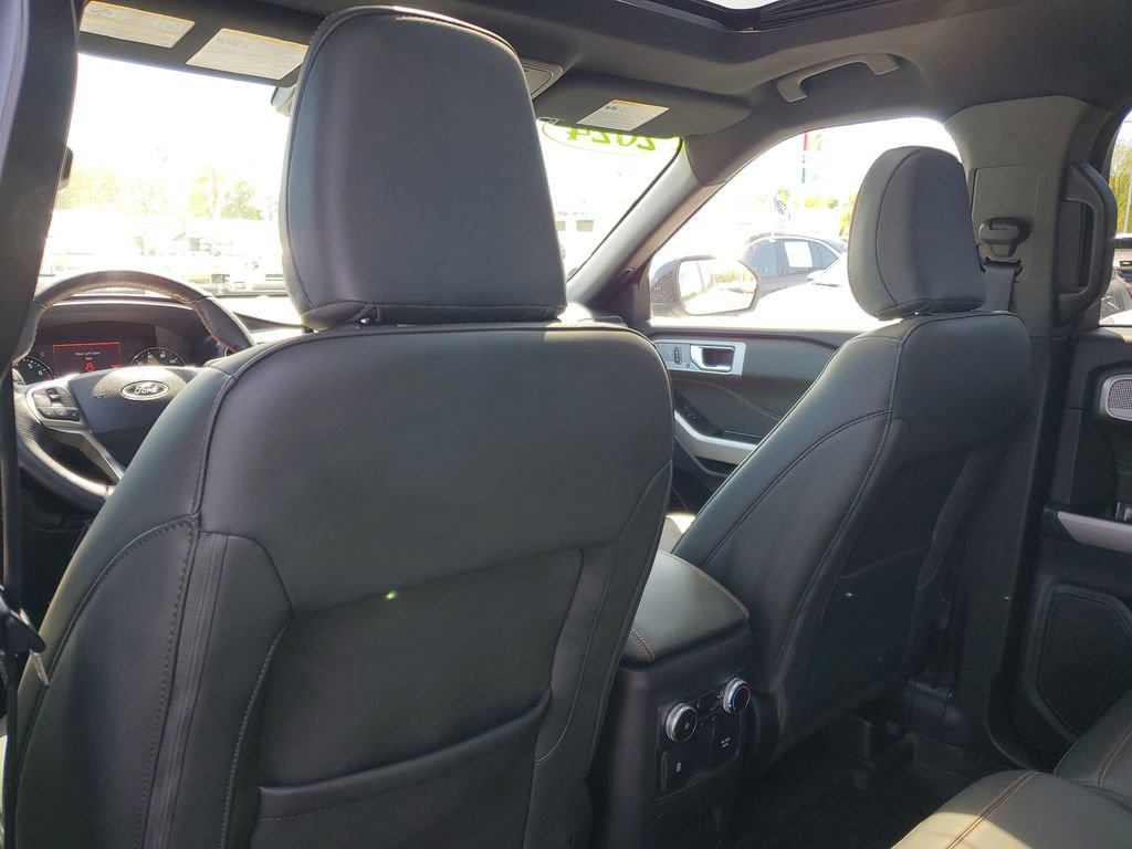 Used 2024 Ford Explorer Timberline w/ Timberline Technology Package AWD/4WD image 32