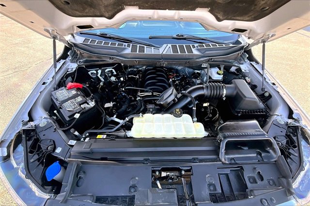 Used 2025 Ford F150 Lariat w/ FX4 Off-Road Package image 7