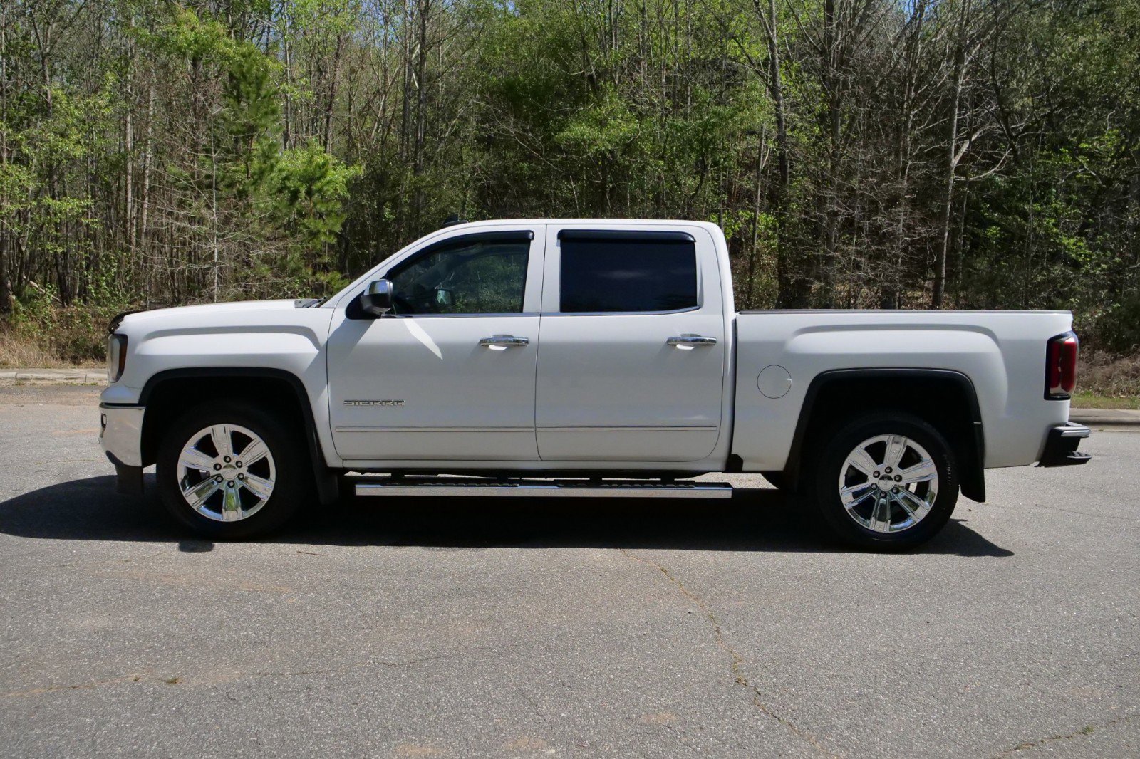 Used 2017 GMC Sierra 1500 SLT image 36