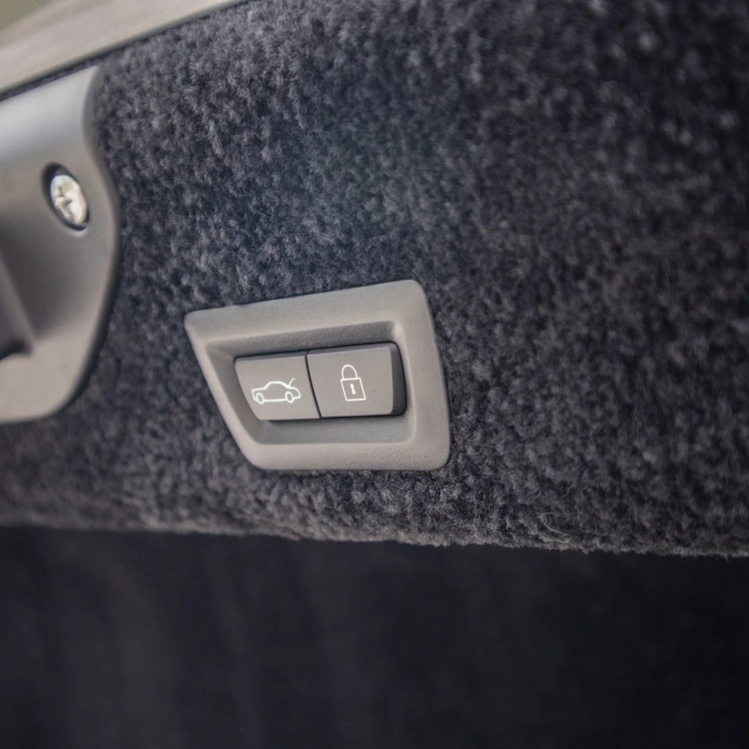 Used 2019 Rolls-Royce Wraith RWD image 17