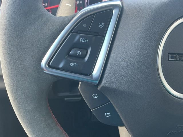 Used 2022 Chevrolet Camaro ZL1 RWD image 12