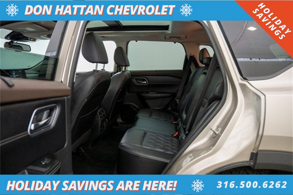 Used 2021 Nissan Rogue Platinum image 25