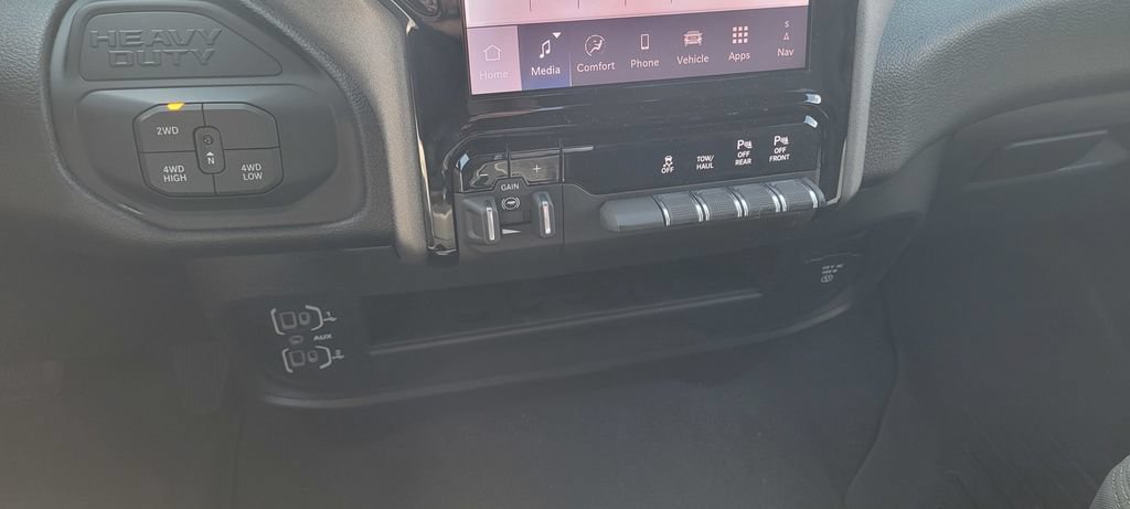 Used 2026 RAM 2500 Tradesman AWD/4WD image 21