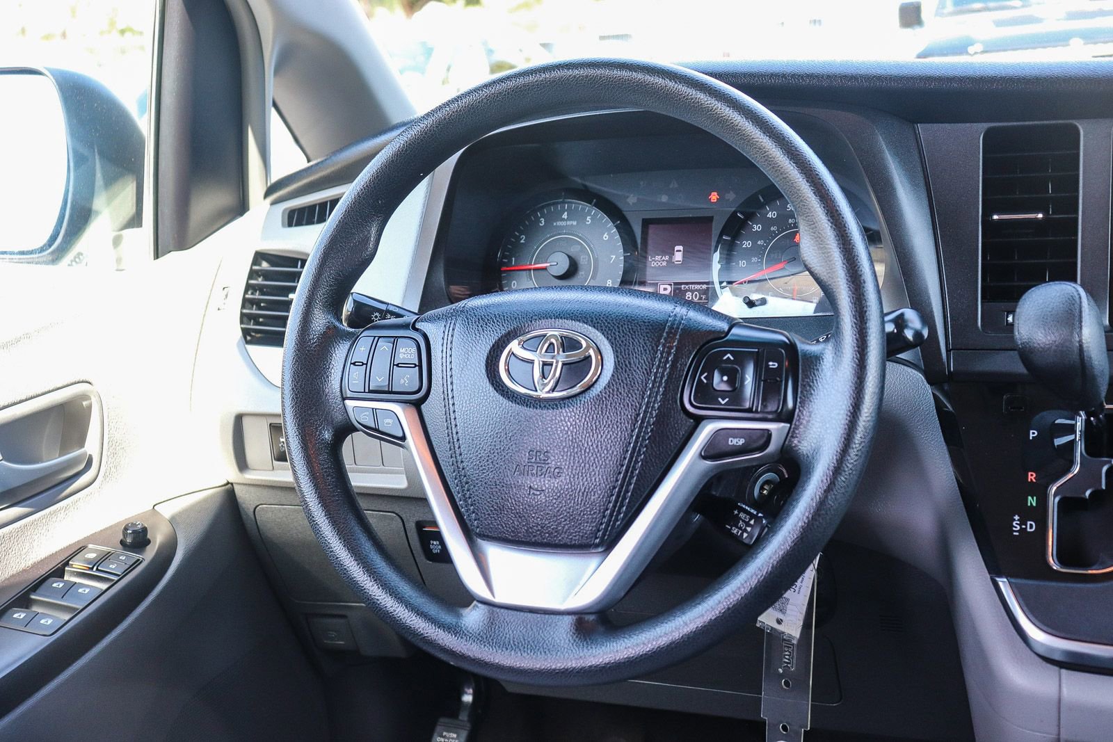 Certified 2017 Toyota Sienna LE FWD image 16