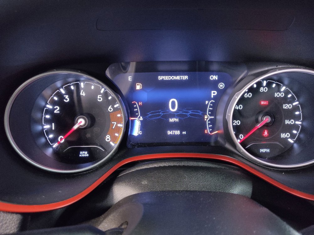 Used 2020 Jeep Compass Trailhawk w/ Popular Equipment Group AWD/4WD image 23