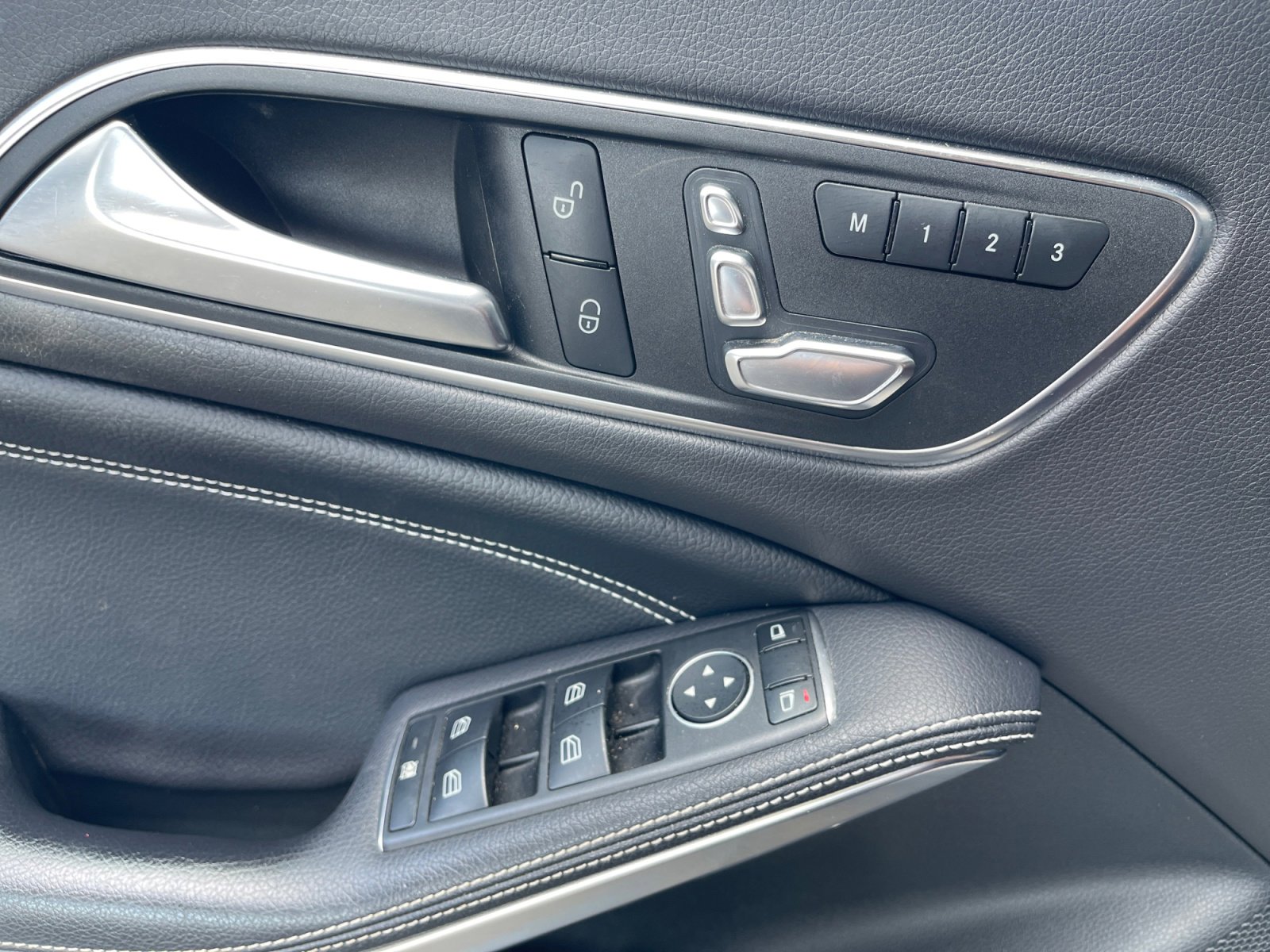 Used 2019 Mercedes-Benz CLA 250 image 19