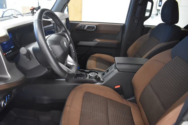 Used 2022 Ford Bronco Outer Banks AWD/4WD image 19
