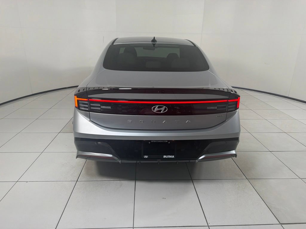 Certified 2025 Hyundai Sonata SEL FWD image 6