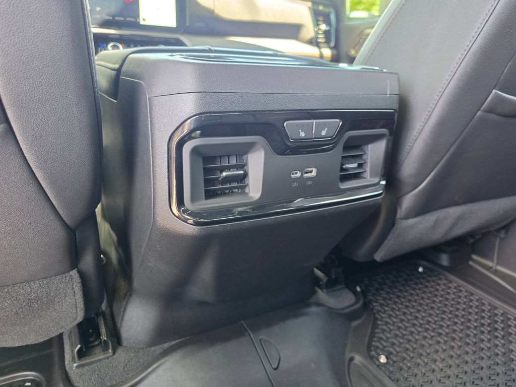Used 2024 GMC Sierra 2500 AT4 w/ AT4 Premium Plus Package AWD/4WD image 36