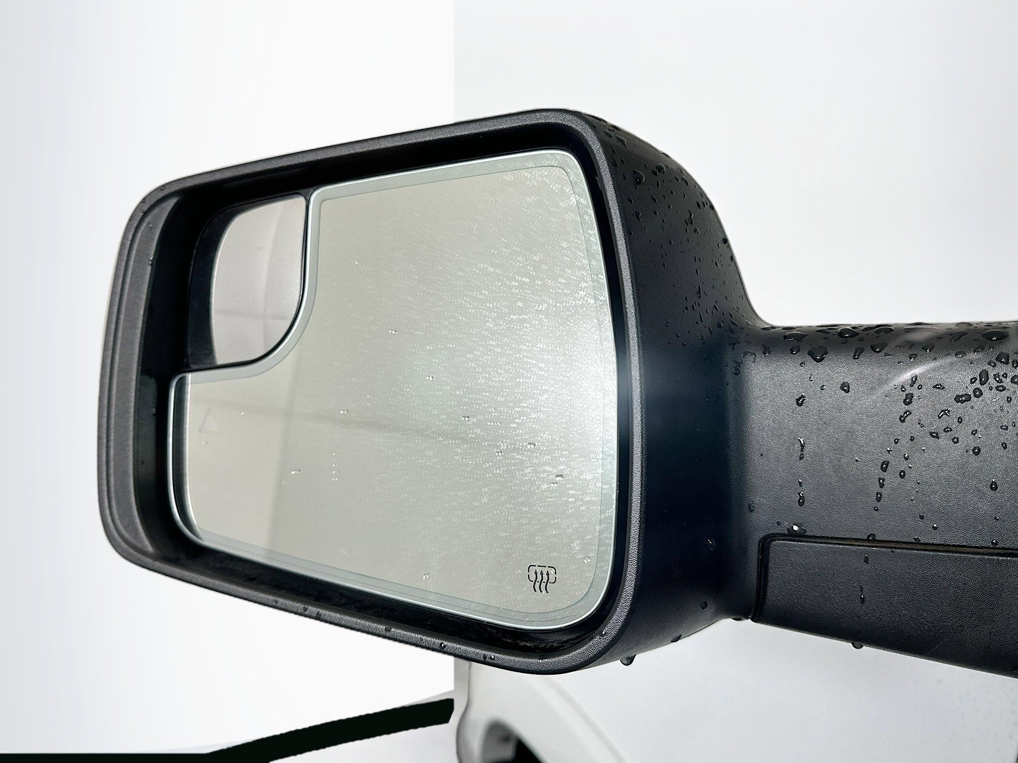 Used 2025 RAM 1500 Laramie image 16