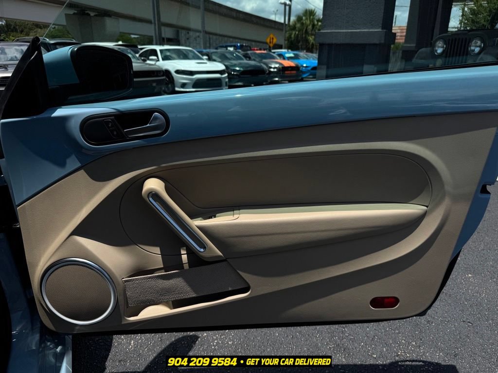 Used 2014 Volkswagen Beetle 1.8T FWD image 25
