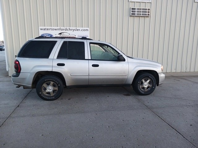 Used 2006 Chevrolet TrailBlazer LS w/ LS Preferred Equipment Group image 1