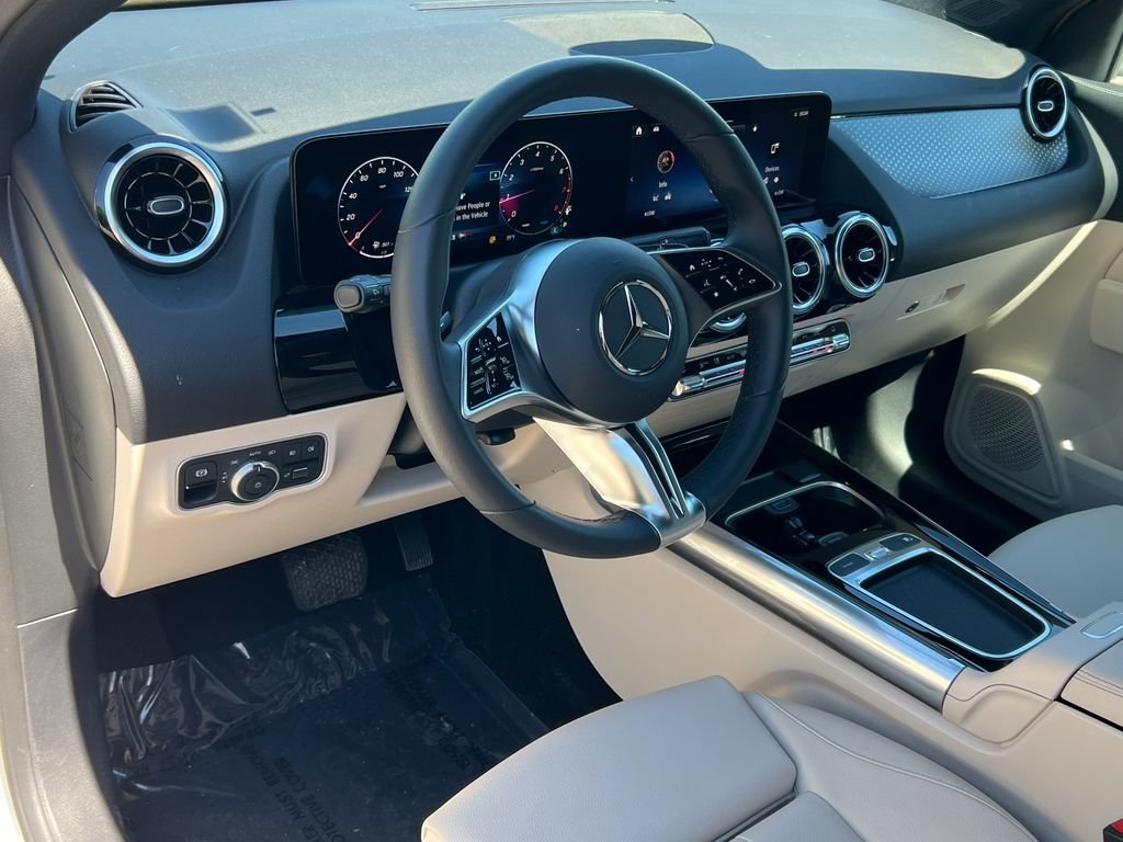 New 2026 Mercedes-Benz GLA 250 4MATIC image 16