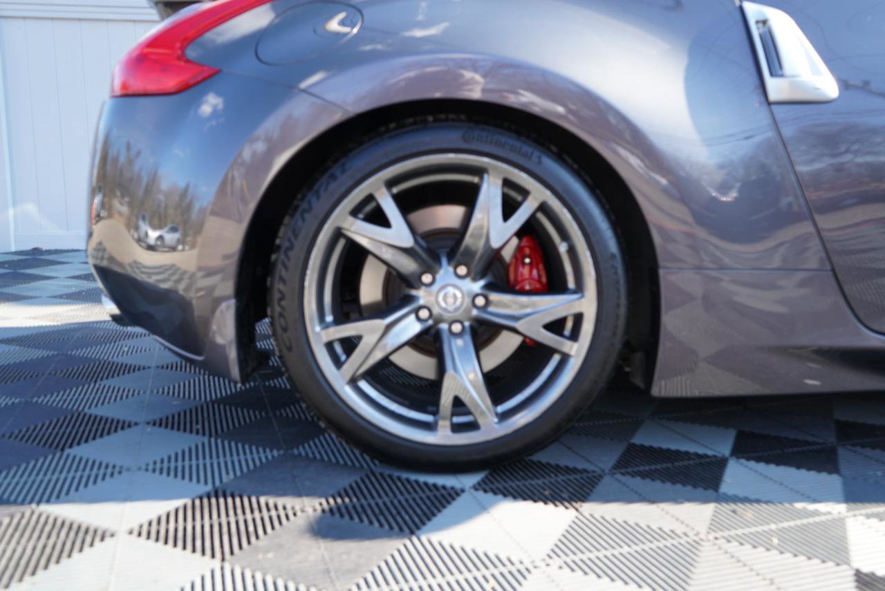 Used 2010 Nissan 370Z Touring w/ Sport Pkg image 73