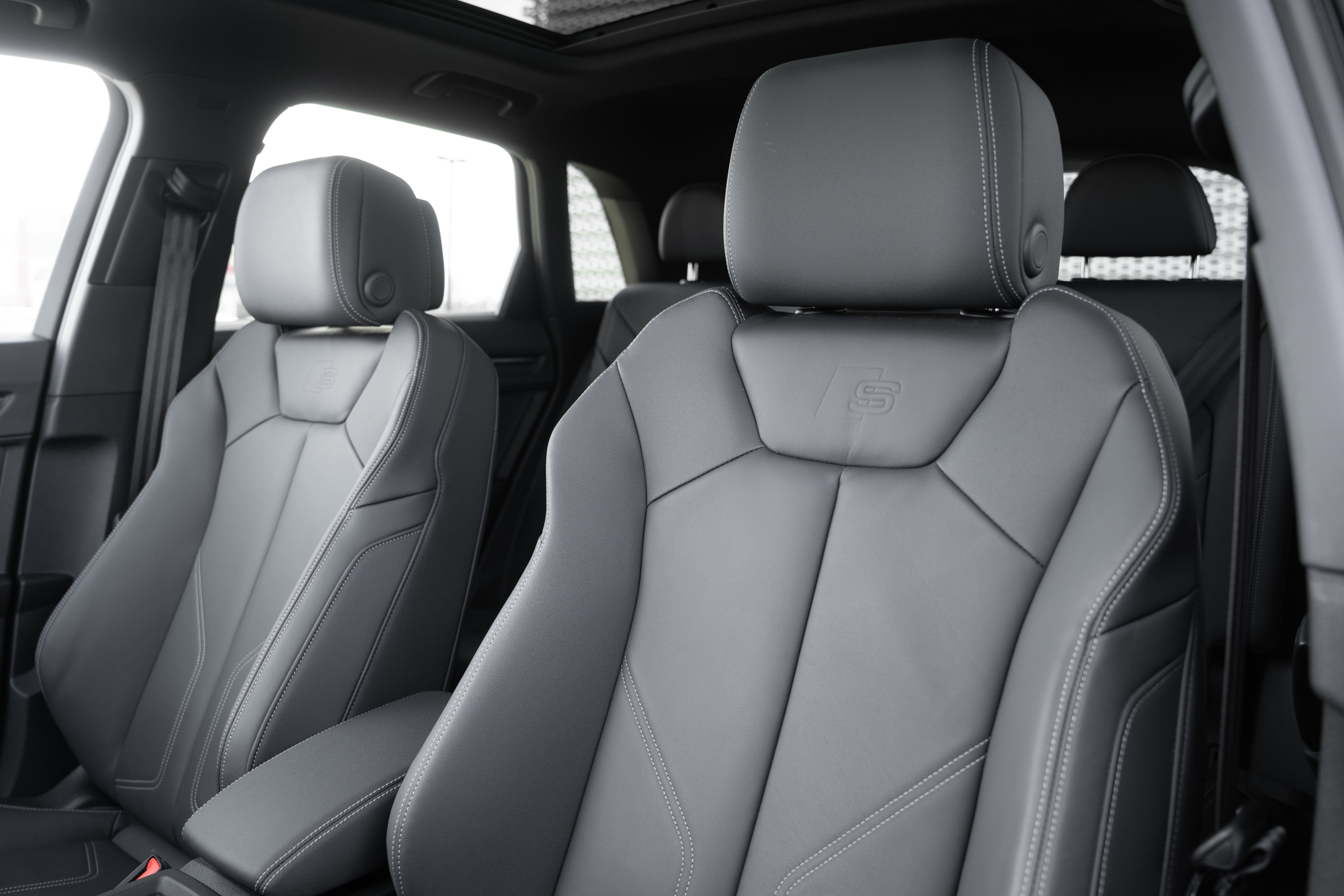 Certified 2025 Audi Q3 2.0T Premium w/ Convenience Package image 22