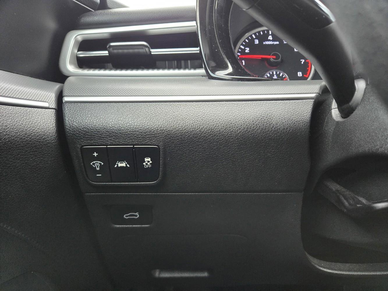 Used 2023 Kia K5 LXS image 22