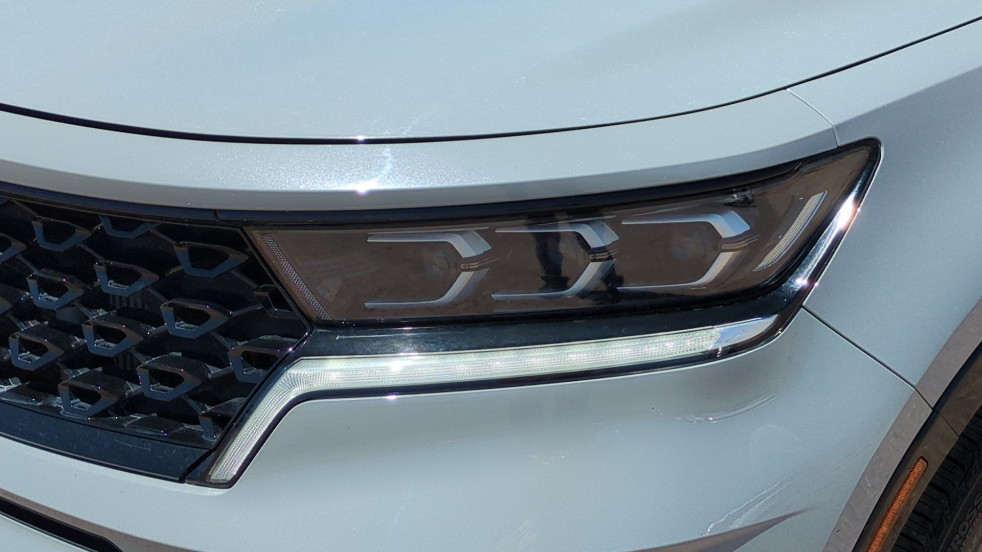 Used 2022 Kia Sorento SX FWD image 9