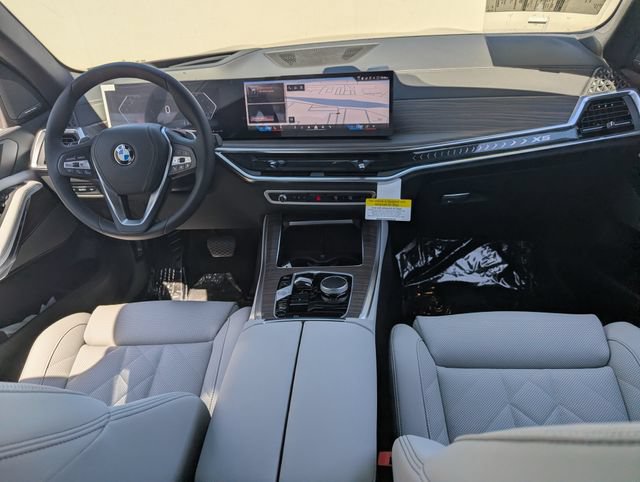 Used 2026 BMW X5 sDrive40i w/ Premium Package RWD image 16