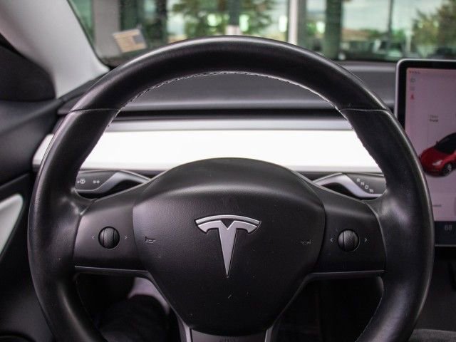 Used 2018 Tesla Model 3 image 13