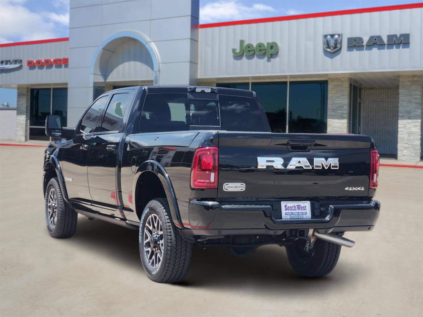 New 2026 RAM 2500 Limited AWD/4WD image 4