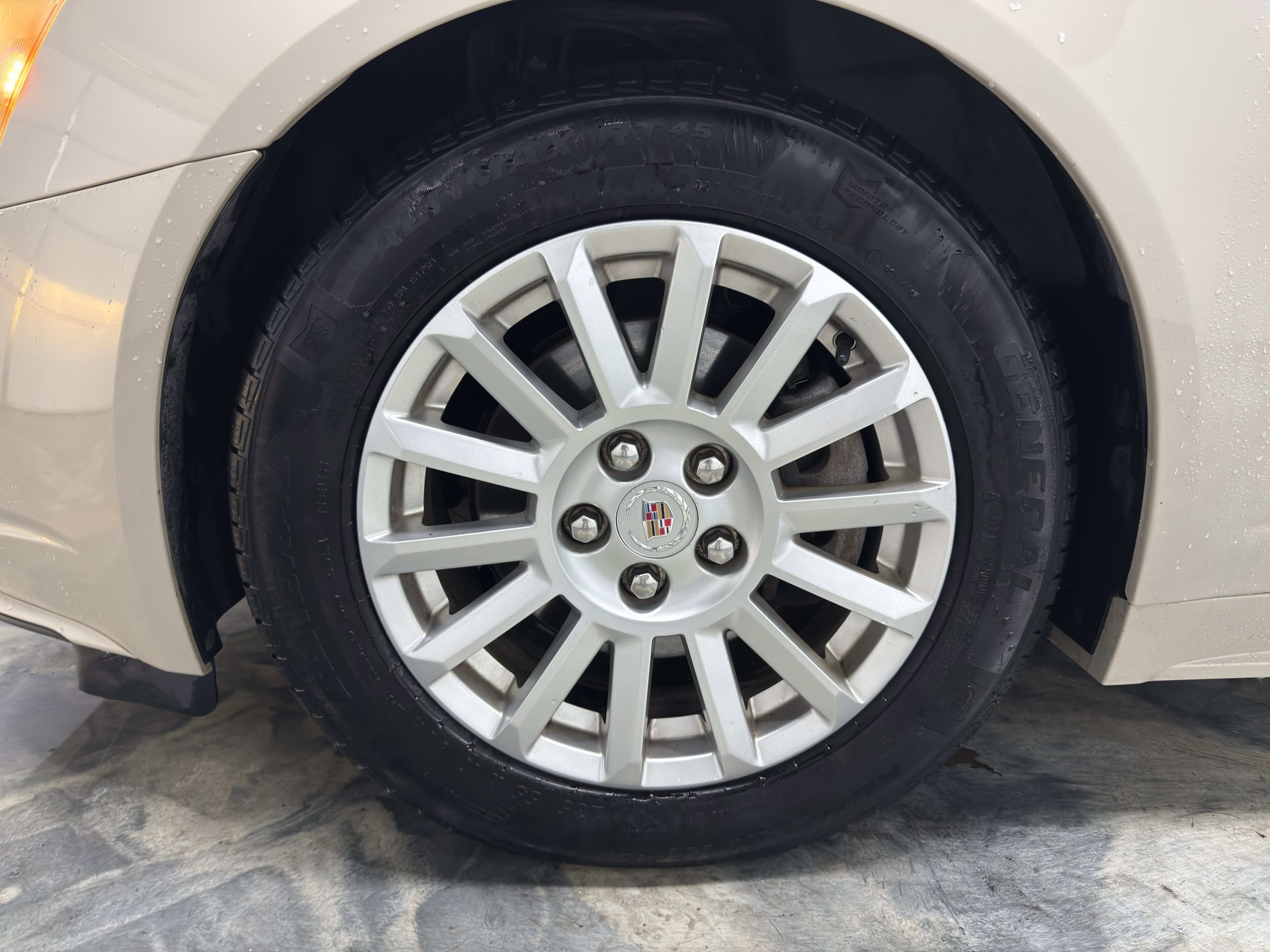 Used 2011 Cadillac CTS Luxury image 27