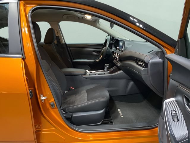 Certified 2023 Nissan Sentra SR FWD image 30