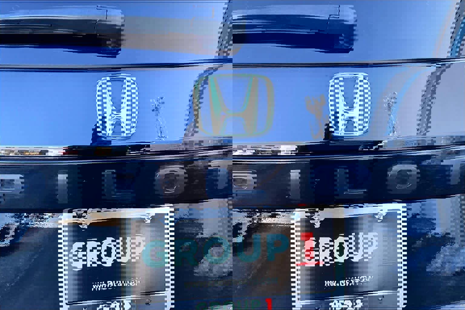 Used 2025 Honda Pilot Elite image 30