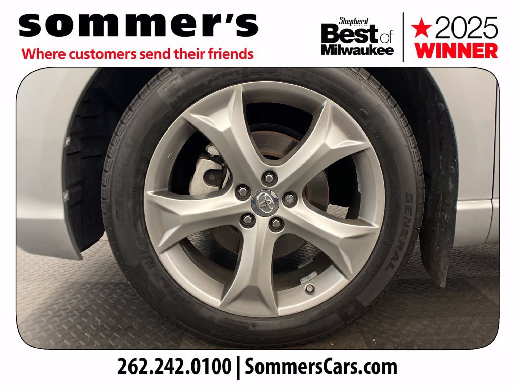 Used 2015 Toyota Venza Limited AWD/4WD image 25