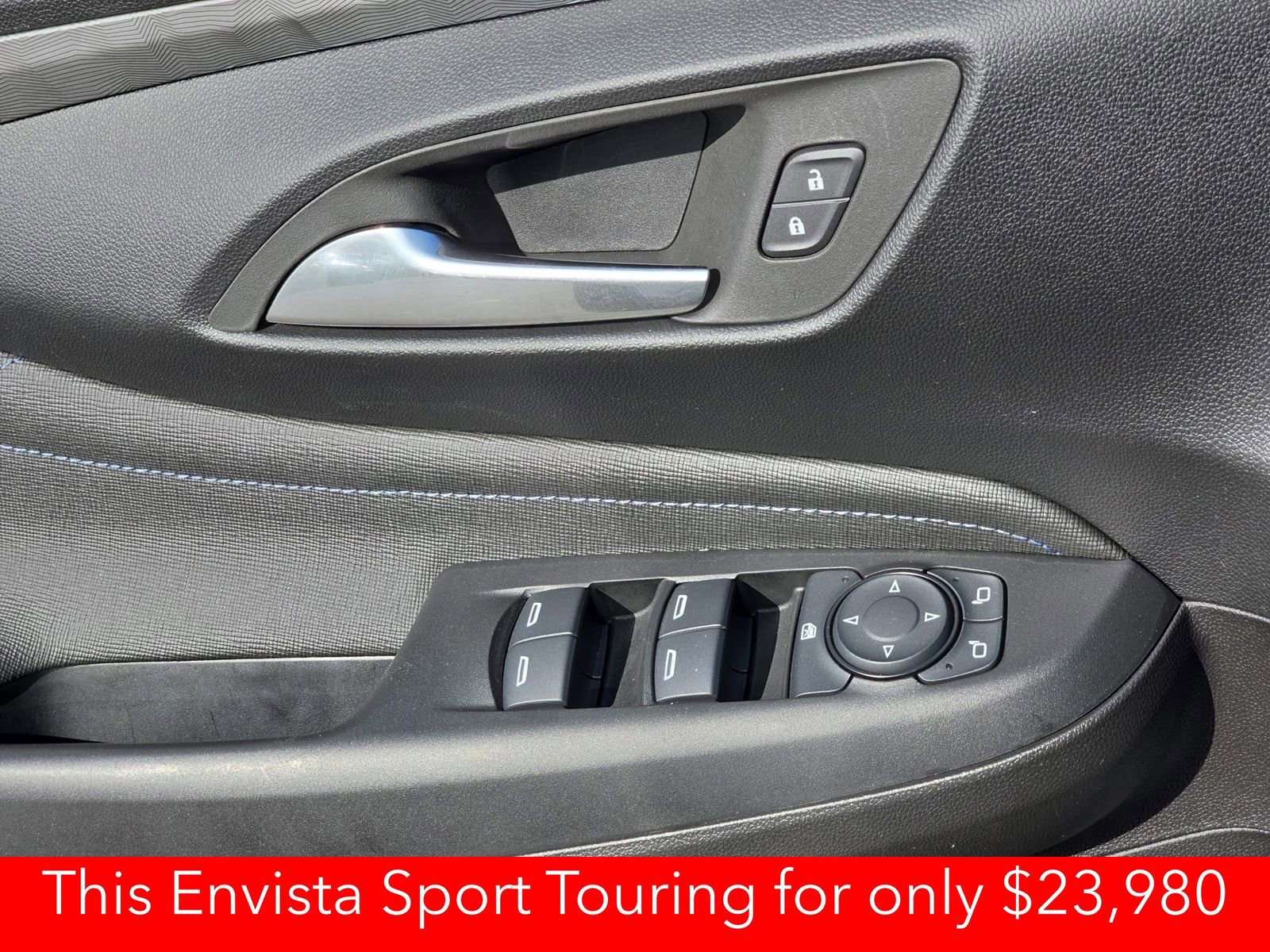 Used 2025 Buick Envista Sport Touring image 32