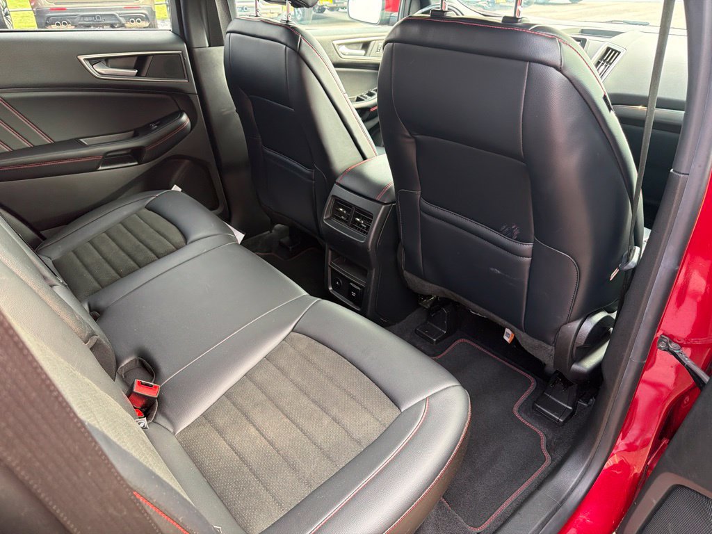 Used 2023 Ford Edge ST-Line AWD/4WD image 19
