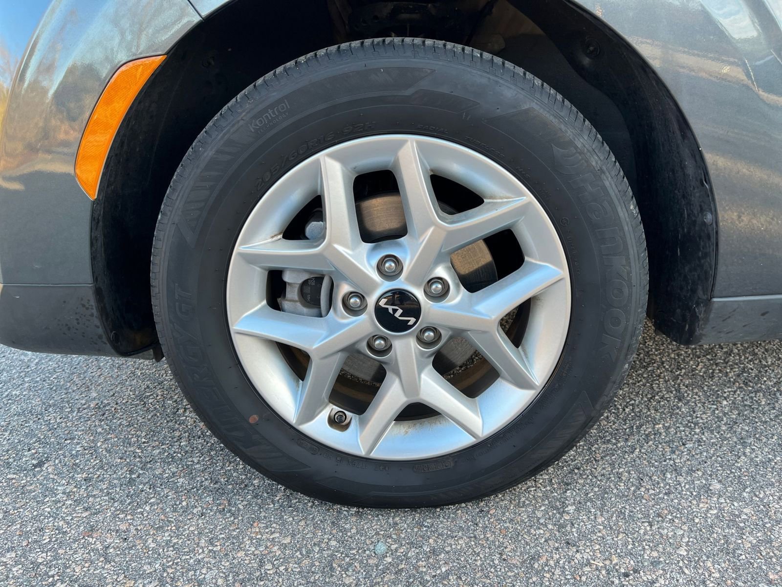 Used 2025 Kia Soul LX w/ LX Technology Package image 24