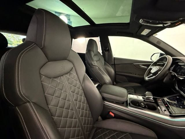 Used 2024 Audi SQ8 Premium Plus w/ Executive Package AWD/4WD image 39