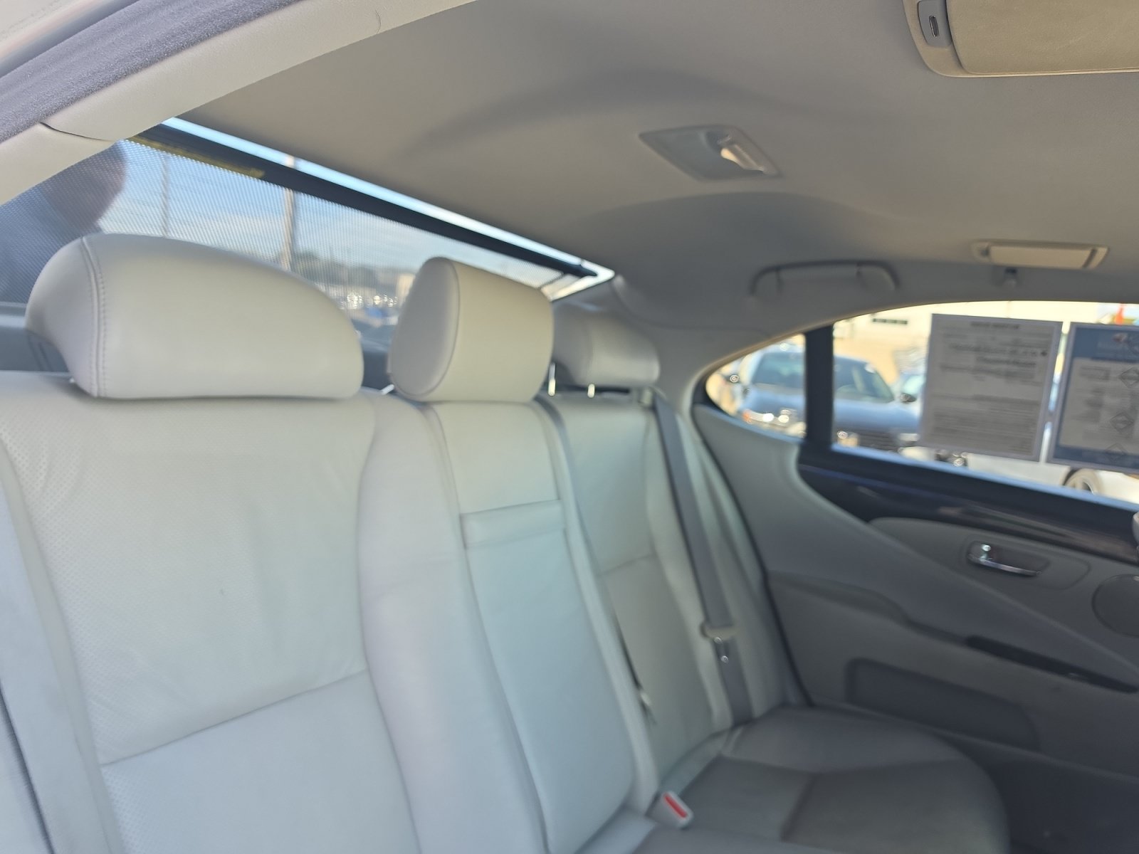 Used 2012 Lexus LS 460 w/ Luxury Value Edition RWD image 17