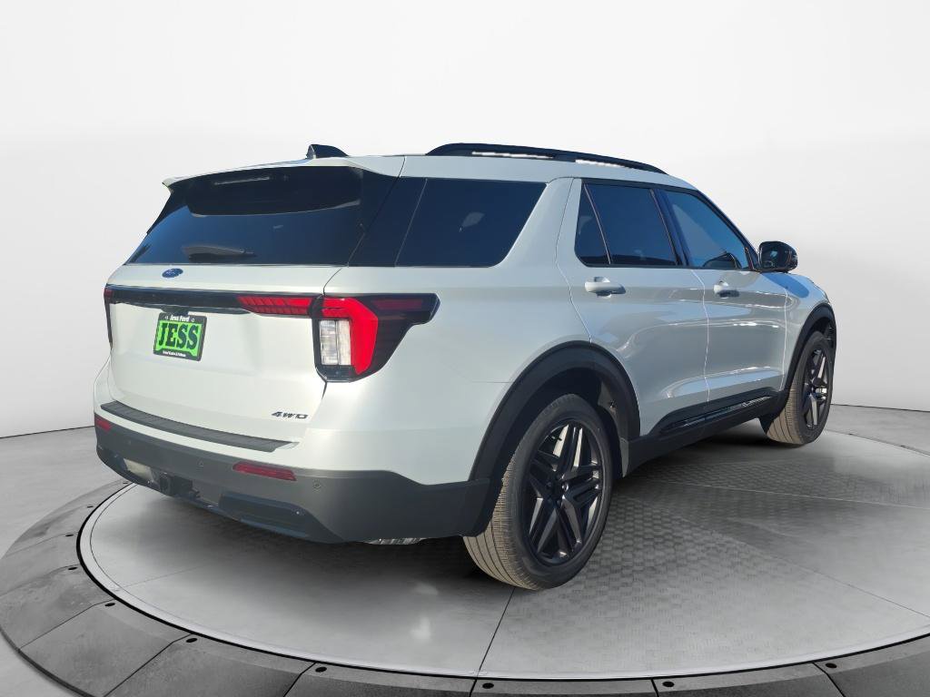 New 2026 Ford Explorer ST-Line w/ ST-Line Street Pack image 5