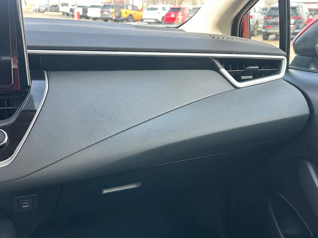 Certified 2024 Toyota Corolla LE image 24