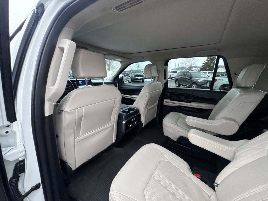 Certified 2024 Ford Expedition Max Platinum image 14