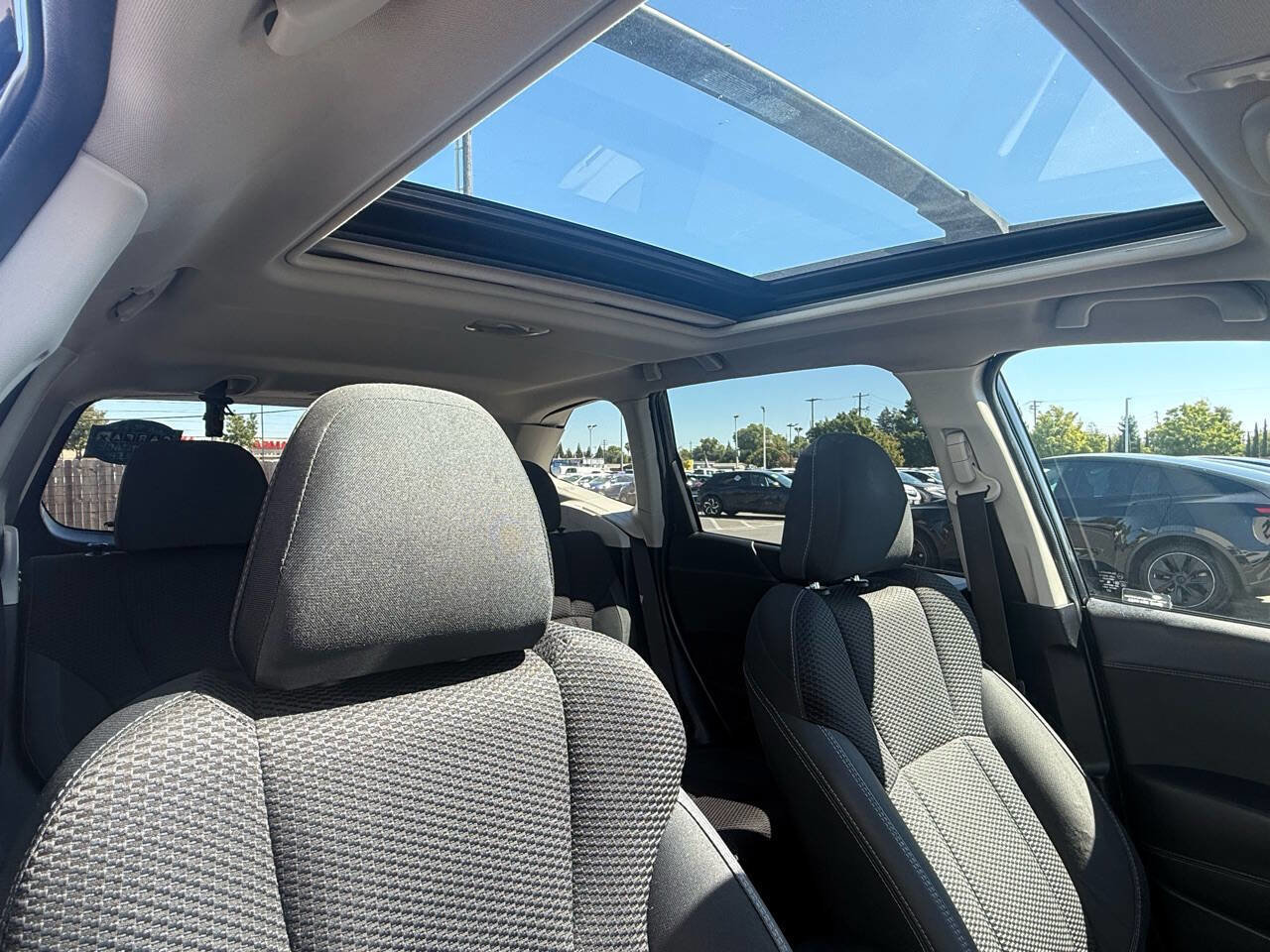 Used 2019 Subaru Forester Premium w/ All-Weather Package image 19