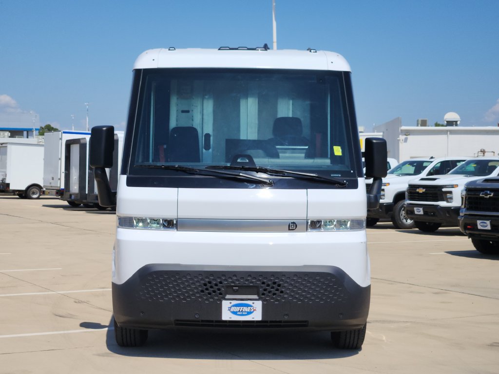 Used 2024 Chevrolet Brightdrop 600 w/ Battery Pack, Max Range AWD/4WD image 2