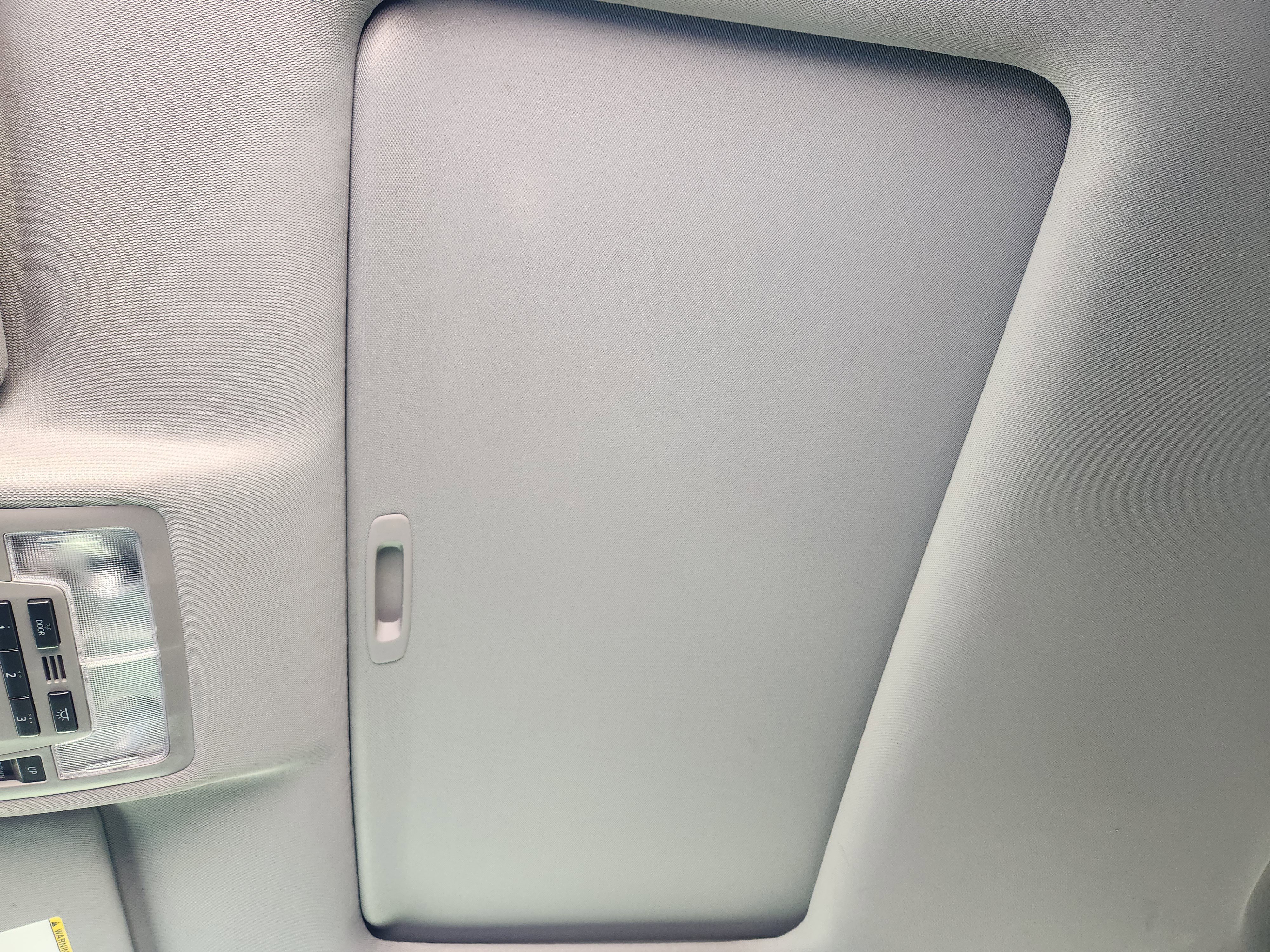 Used 2019 Toyota Highlander XLE image 25