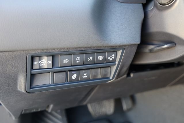 New 2026 Toyota Tundra Limited AWD/4WD image 17