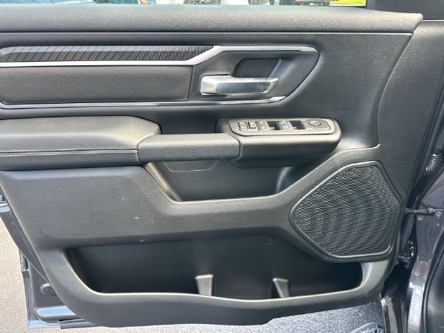 New 2027 RAM 1500 4x4 Crew Cab image 11