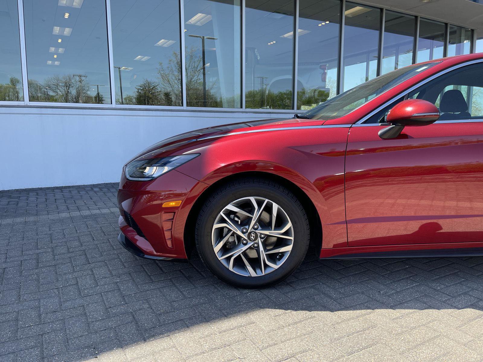 Used 2023 Hyundai Sonata SEL FWD image 9