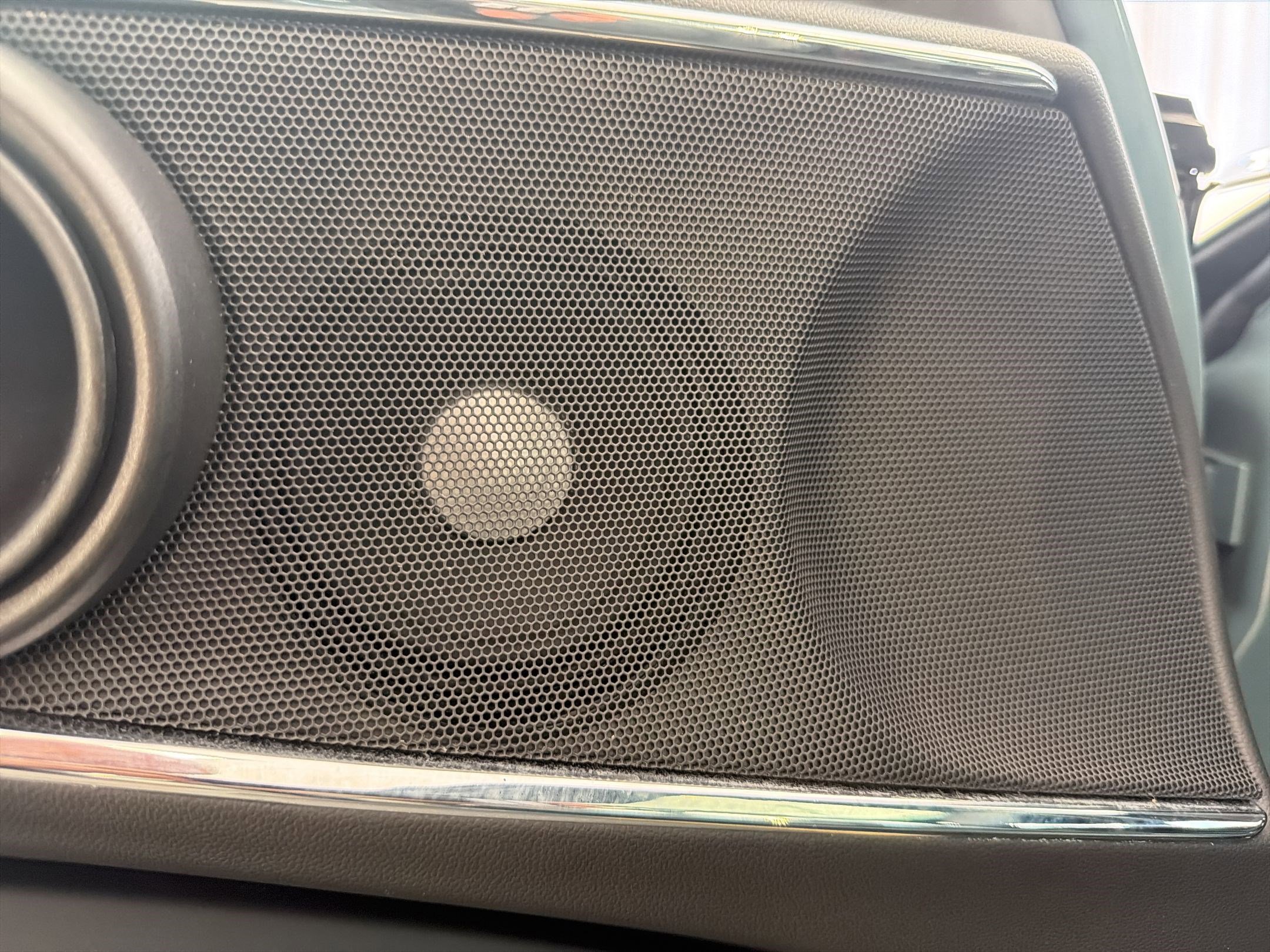 Certified 2024 MINI Cooper Clubman S w/ MINI Untold Edition image 23